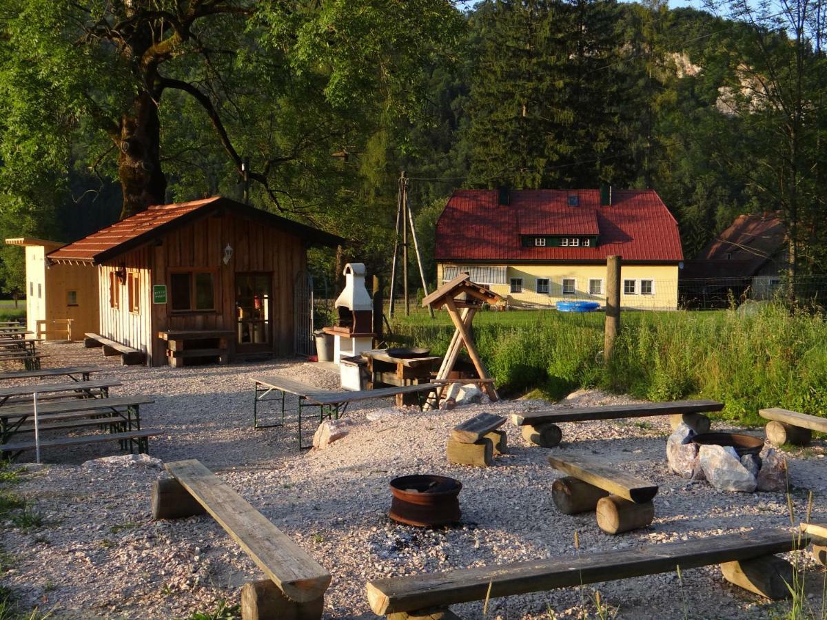 Floesserdorf Grossraming Exteriör bild